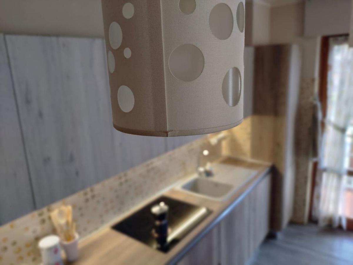 Appartamento Chentre En Ville - A 2 Passi Dal Centro - Parcheggio Gratuito - Cir-Vda-Aosta-0073 Bagian luar foto